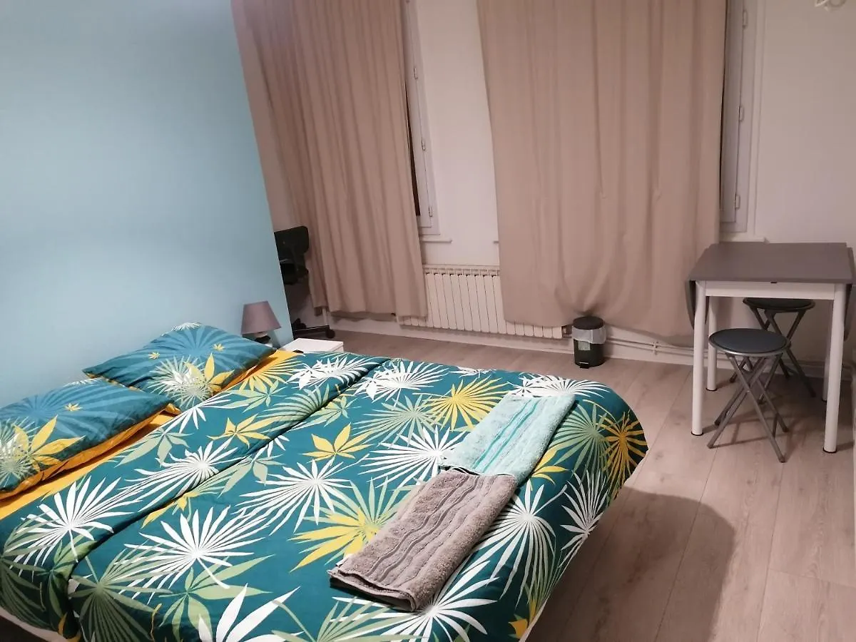 Homestay Sweet Host Apartment Clermont-Ferrand