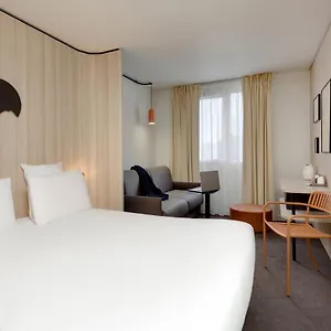 Kyriad Clermont-ferrand-sud - La Pardieu Hotel