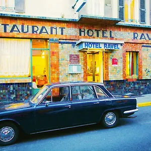 The Old Ravel Centre Hotel